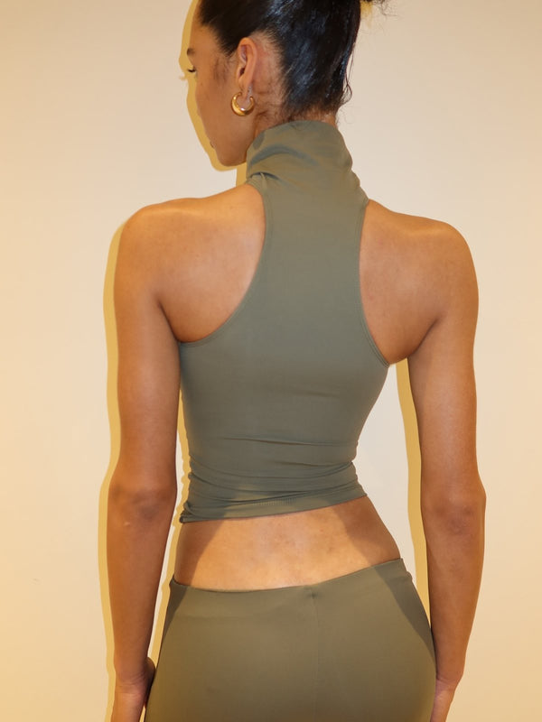 TOP COL ROULÉ OLIVE