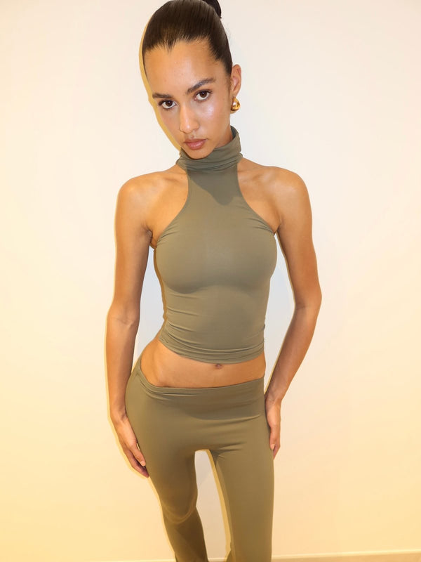 TOP COL ROULÉ OLIVE