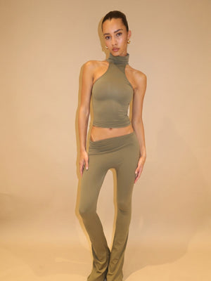 TOP COL ROULÉ OLIVE